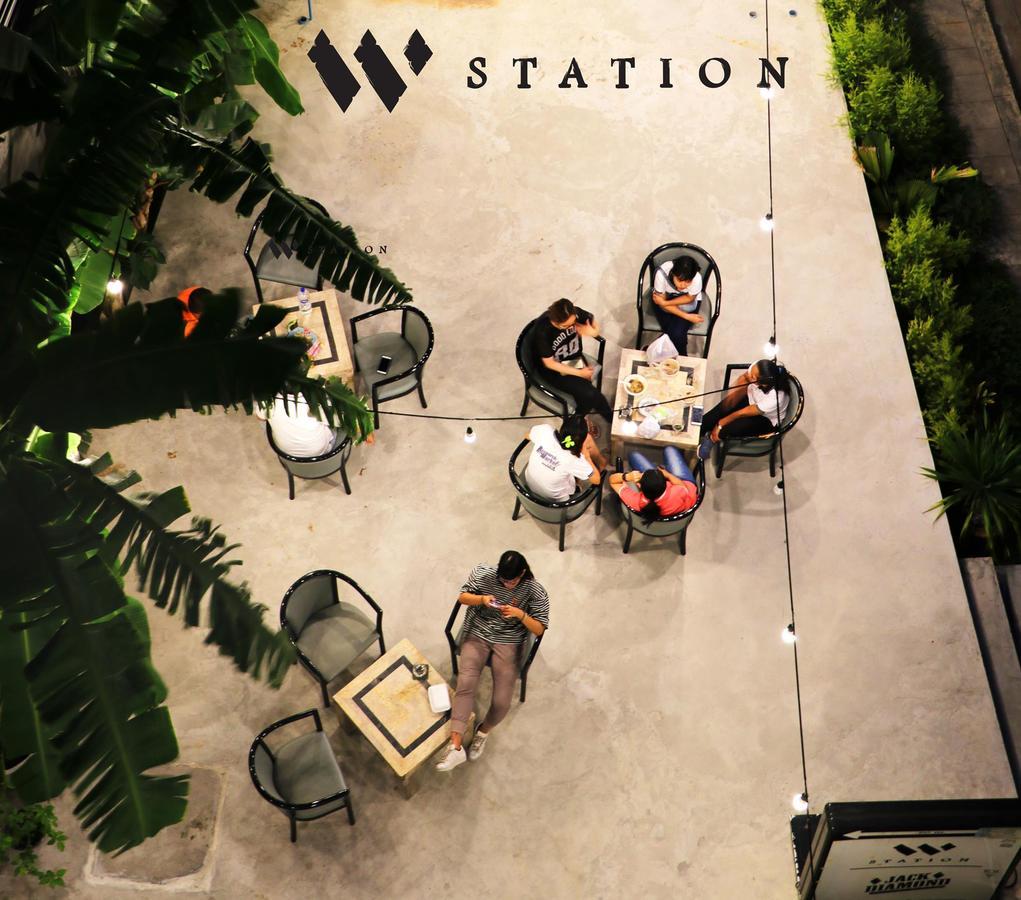 Hotel W Station à Bangkok Extérieur photo