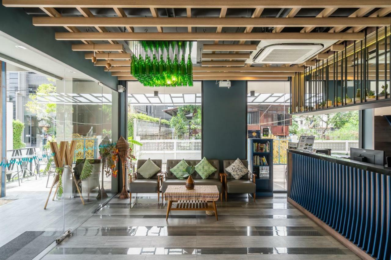 Hotel W Station à Bangkok Extérieur photo